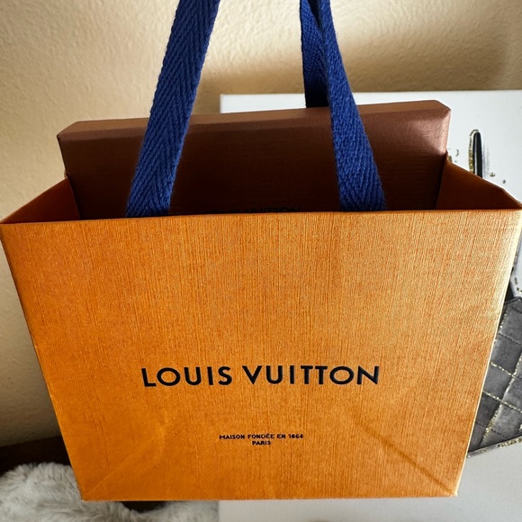 Louis Vuitton Red Epi Wallet with LV Box and Bag - Picture 13 of 13